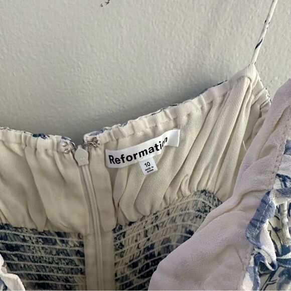 Reformation Esther Dress in Pompadour - Picture 2 of 9